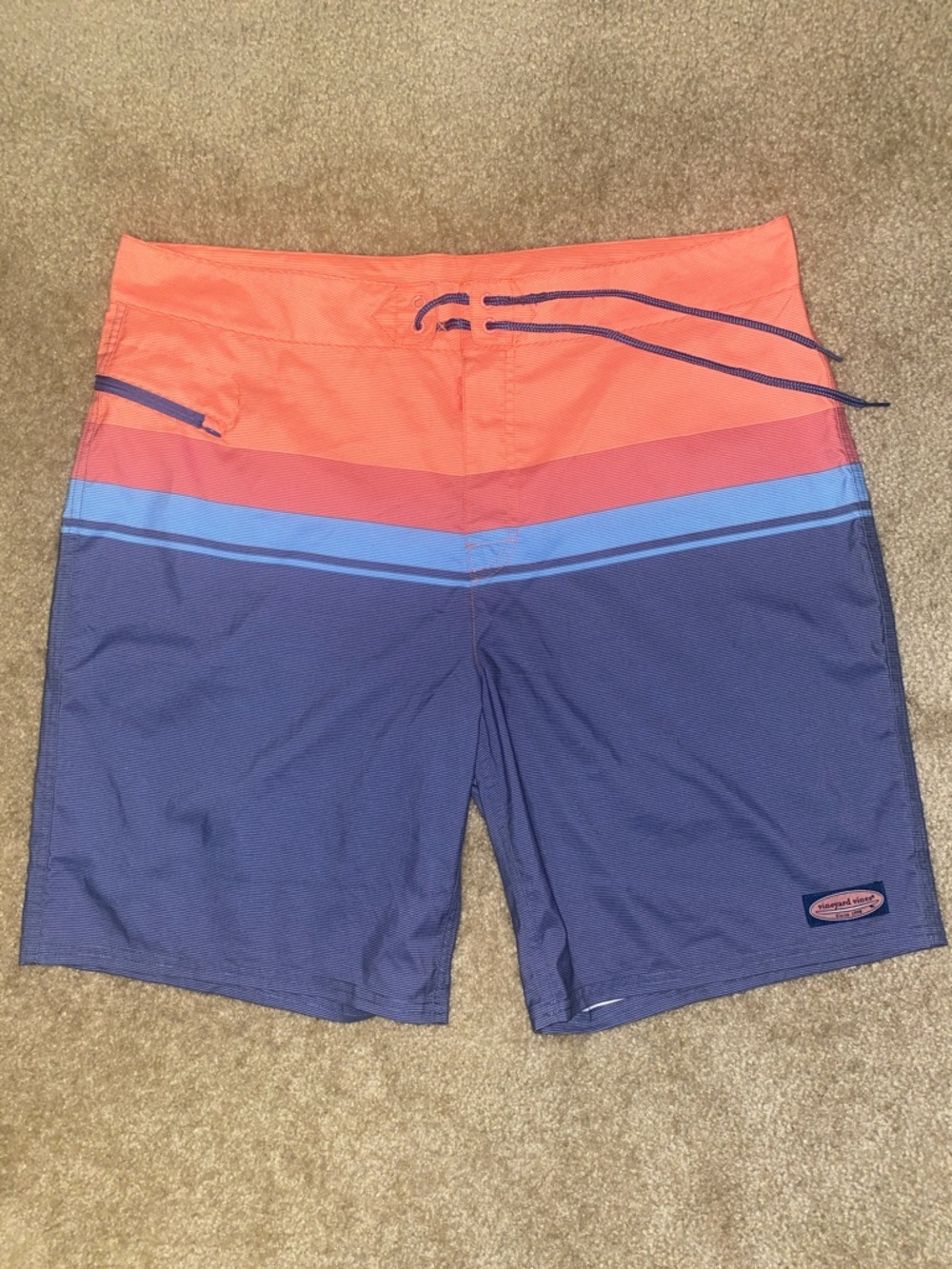 Men’s Vineyard Vines Swim Trunks/Board Shorts. NWOT. Size 38